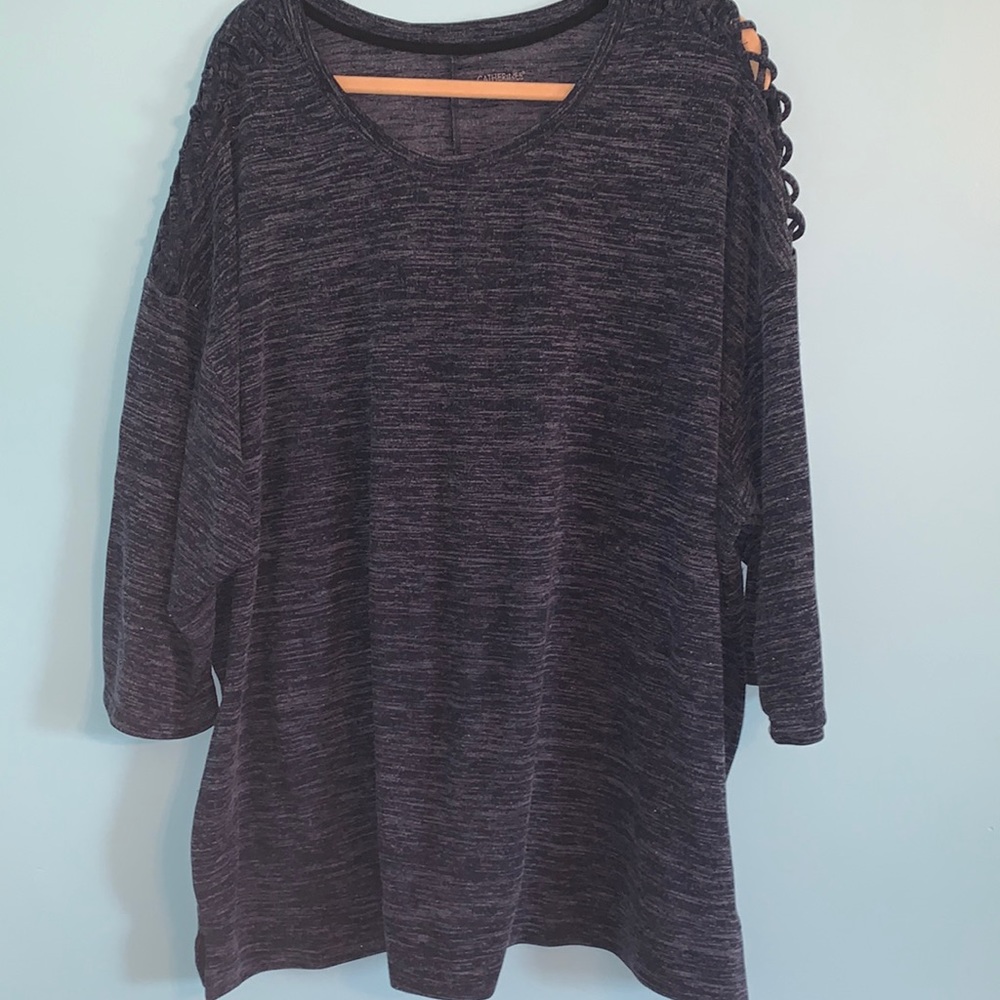 Catherines 4X navy and white space dye shirt with open cross detail on sleeves